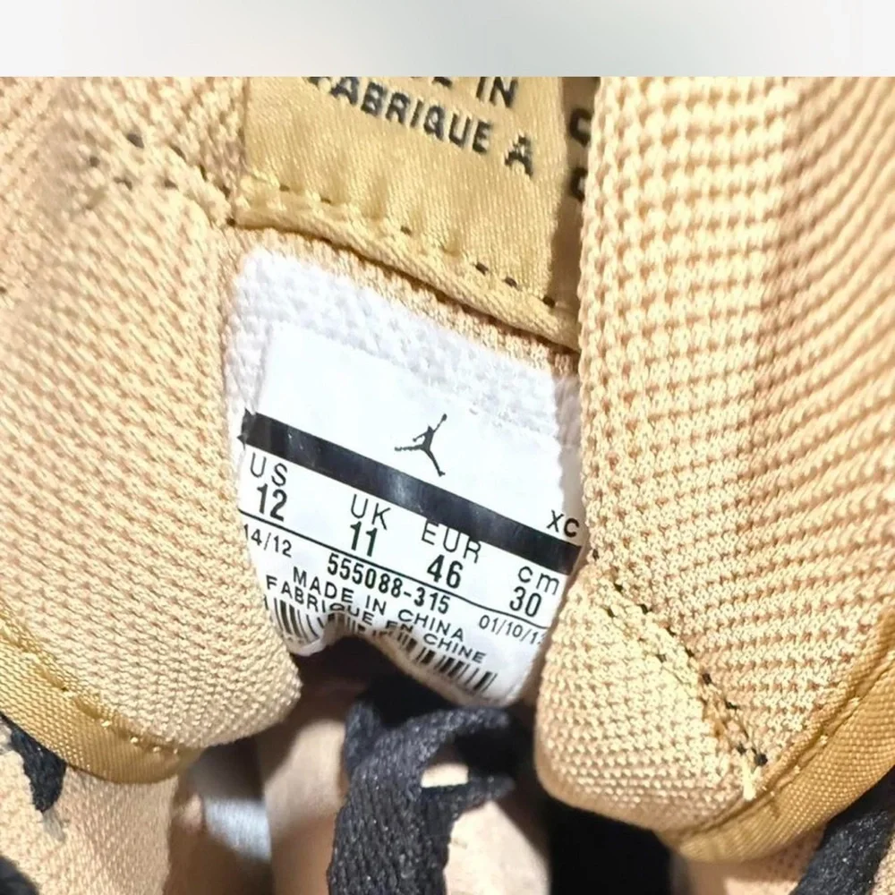 Air Jordan 1 Retro High OG ‘Celtics’ (2013) - Picture 6 of 6